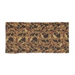 Camo Beach Towel for Outdoor Lovers – Quick-Dry & Stylish || Classic Duck Hunting Camouflage Towel – Lightweight & Versatile