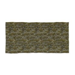 HD Camouflage Beach Towel – Quick-Dry & Ultra-Soft Comfort || Stylish Camo Towel for Beach & Outdoor Fun – Large, Absorbent Design