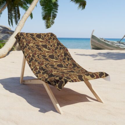 Outdoor Camo Beach Towel – Stylish Hunting Design Luxe Comfort || Absorbent Camouflage Towel for Beach & Camping – Drake Old School Style