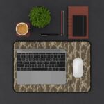 Hunter Camo Desk Mat: Rugged Style & Precision Tracking || Elevate Your Workspace with Non-Slip Camo Desk Mat for Gamers