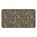 Hunter Camo Desk Mat: Rugged Style & Precision Tracking || Elevate Your Workspace with Non-Slip Camo Desk Mat for Gamers