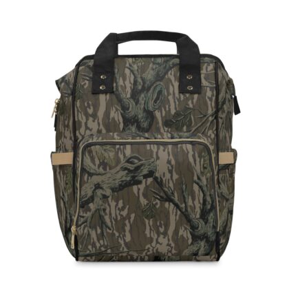 Stylish Camo Diaper Backpack for Adventurous Parents || Modern Multifunctional Diaper Bag in Classic Camo Design
