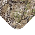 Camo Hunting Bath Mat – Absorbent & Non-Slip Comfort || Rugged Camouflage Bath Mat – Quick-Dry, Stylish & Safe
