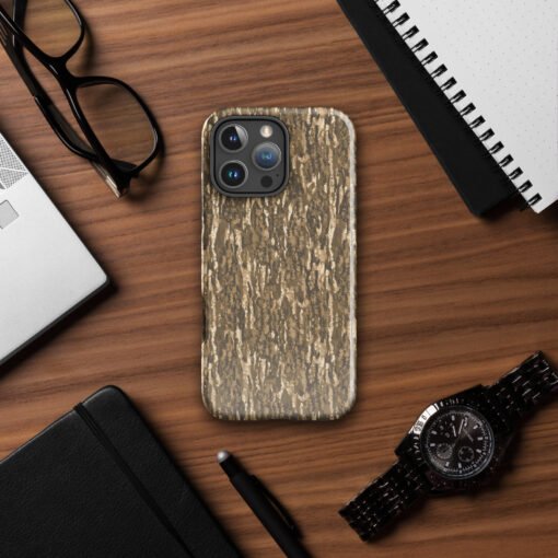 iPhone 16 Camo Tough Case With Real Hunter Camouflage