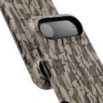Rugged Outdoor Camouflage i Phone 17 Case for Adventurers || Stylish Hunter Camo i Phone 17 Case with Shock Protection