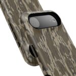 Rugged Camouflage i Phone 17 Case for Outdoor Protection || Adventure-Ready i Phone 17 Camouflage Case – Stylish & Durable