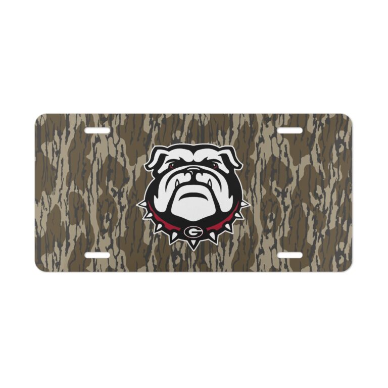 Fade-Resistant Hunter Camo Front Plate for Trucks