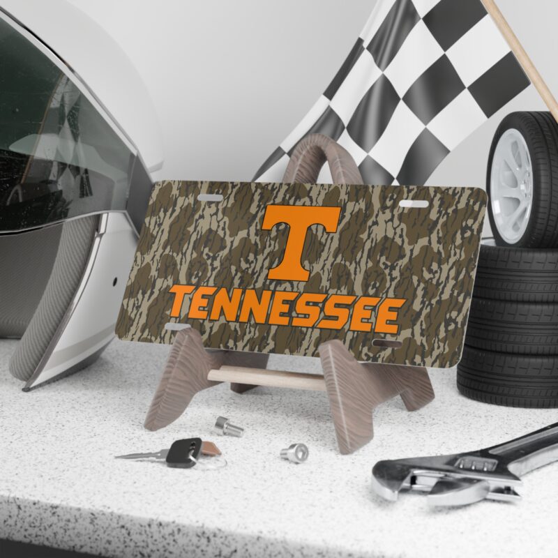 Authentic Hunter Camo Plate for an Outdoor Truck Look